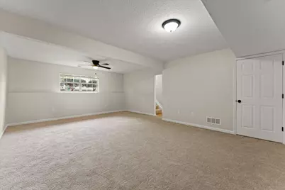 1046 Fallbrook Drive, Elsmere, KY 41018 - Photo 33