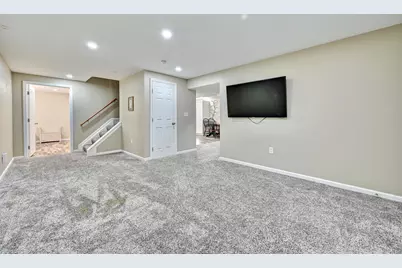 8547 Woodcreek Drive, Florence, KY 41042 - Photo 29