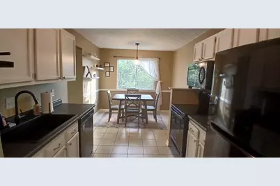 4 Highland Meadows Drive #12, Highland Heights, KY 41076 - Photo 7