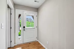 736 Yorkshire Dr, Alexandria, KY 41001 - Photo 3