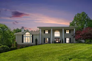 635 Sunnybrook Dr, Florence, KY 41042 - Photo 3
