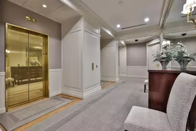100 W Rivercenter Boulevard #PH3B, Covington, KY 41011 - Photo 5