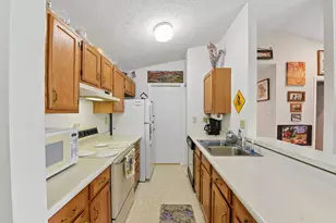 40 Creekwood Dr, Wilder, KY 41071 - Photo 3