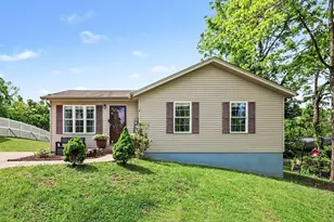 126 High St, Williamstown, KY 41097 - Photo 1