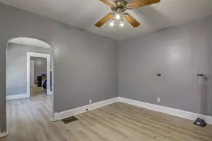 2444 Warren St, Covington, KY 41014 - Photo 3