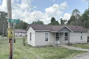 36 Dan St, Garrison, KY 41141 - Photo 1