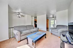 355 Merravay Dr, Florence, KY 41042 - Photo 7