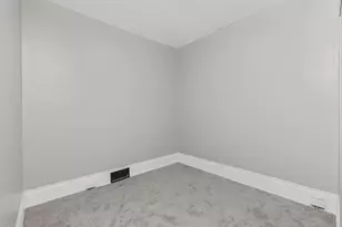 728 W 9th St, Covington, KY 41011 - Photo 27