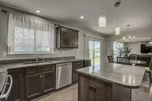 2229 Elias Boone Ct, Hebron, KY 41048 - Photo 7