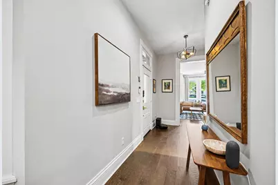 210 E 8th Street, Covington, KY 41011 - Photo 5