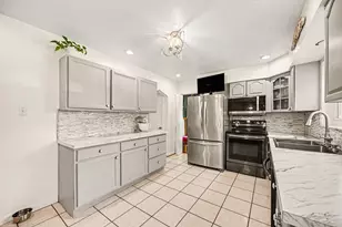 200 Kyles Ln, Covington, KY 41011 - Photo 11