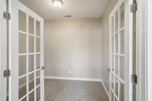 567 Riverpointe Dr, Dayton, KY 41074 - Photo 17