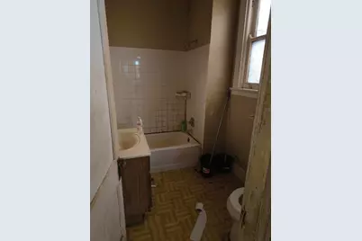 118 E 24th Street E, Covington, KY 41014 - Photo 7