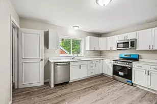 70 Rose Ave, Highland Heights, KY 41076 - Photo 3