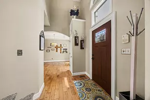 2366 N Ft Thomas Ave, Fort Thomas, KY 41075 - Photo 3