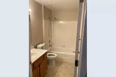 400 Lakeview Drive #5, Wilder, KY 41071 - Photo 11