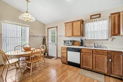 1506 Waterfall Way, Elsmere, KY 41018 - Photo 9