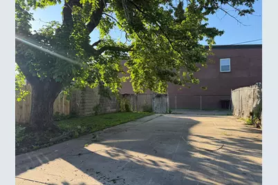 418 W 8th Street, Newport, KY 41071 - Photo 7