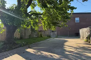 418 W 8th St, Newport, KY 41071 - Photo 7