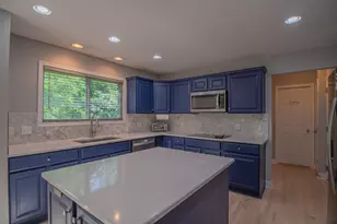 8534 Founders Way, Florence, KY 41042 - Photo 3