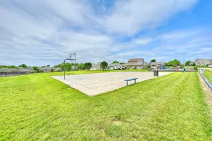 390 Molise Cir, Walton, KY 41094 - Photo 35