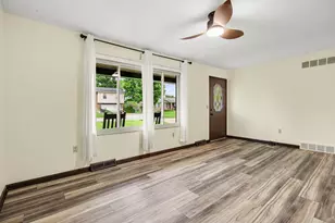 29 Sherwood Dr, Independence, KY 41051 - Photo 5