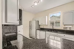 1505 Atlanta Ct, Florence, KY 41042 - Photo 7
