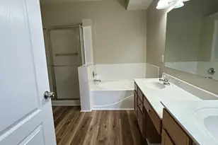 1505 Atlanta Ct, Florence, KY 41042 - Photo 17