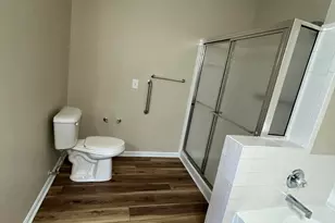 1505 Atlanta Ct, Florence, KY 41042 - Photo 19