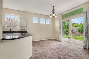 1505 Atlanta Ct, Florence, KY 41042 - Photo 9