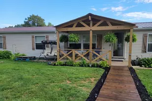270 Eagle Ridge Dr, Dry Ridge, KY 41035 - Photo 1