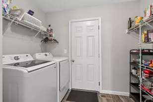 127 Keeneland Dr, Williamstown, KY 41097 - Photo 11