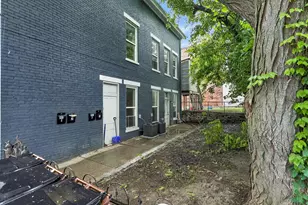 236 W 9th St, Newport, KY 41071 - Photo 3