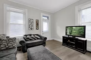 219 W 19th St, Covington, KY 41014 - Photo 9