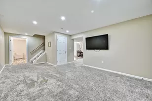 8547 Woodcreek Dr, Florence, KY 41042 - Photo 29