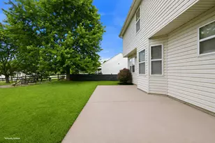 2037 Bluestem Dr, Burlington, KY 41005 - Photo 29