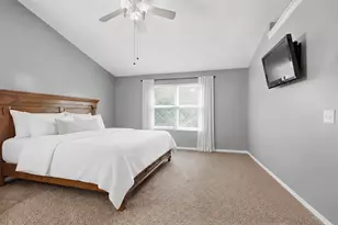 2037 Bluestem Dr, Burlington, KY 41005 - Photo 17