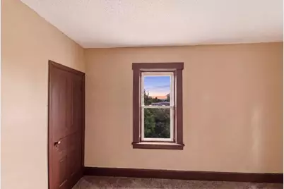 221 W 13th Street, Newport, KY 41071 - Photo 13