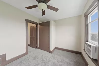 221 W 13th Street, Newport, KY 41071 - Photo 29