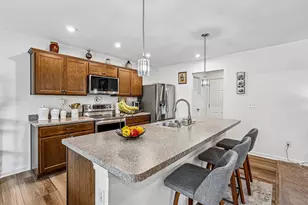 10494 Fairbourne Dr, Covington, KY 41015 - Photo 19