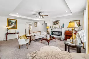 10494 Fairbourne Dr, Covington, KY 41015 - Photo 3