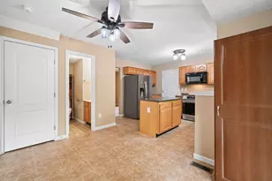 2513 Frontier Dr, Hebron, KY 41048 - Photo 9