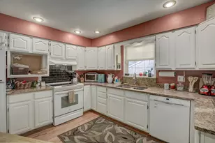 1390 Vidot Ct, Covington, KY 41011 - Photo 5