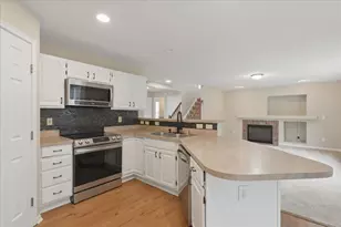 1681 Colonnade Dr, Florence, KY 41042 - Photo 5