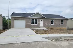 22 Nicholson Ave, Walton, KY 41094 - Photo 1