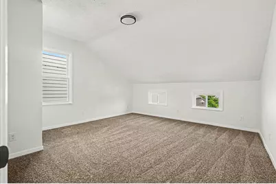 319 W 12th Street, Newport, KY 41071 - Photo 9