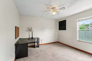 1023 Meadowbrook Ct, Hebron, KY 41048 - Photo 9