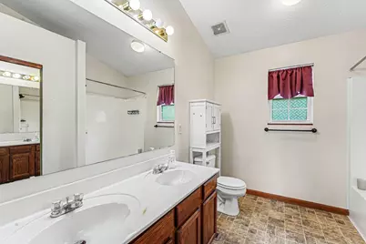 1023 Meadowbrook Court, Hebron, KY 41048 - Photo 11