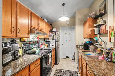 490 Lakeview Drive #205, Newport, KY 41071 - Photo 7