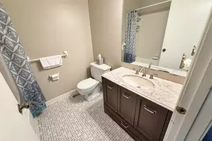 755 Meadow Wood Dr, Villa Hills, KY 41017 - Photo 9